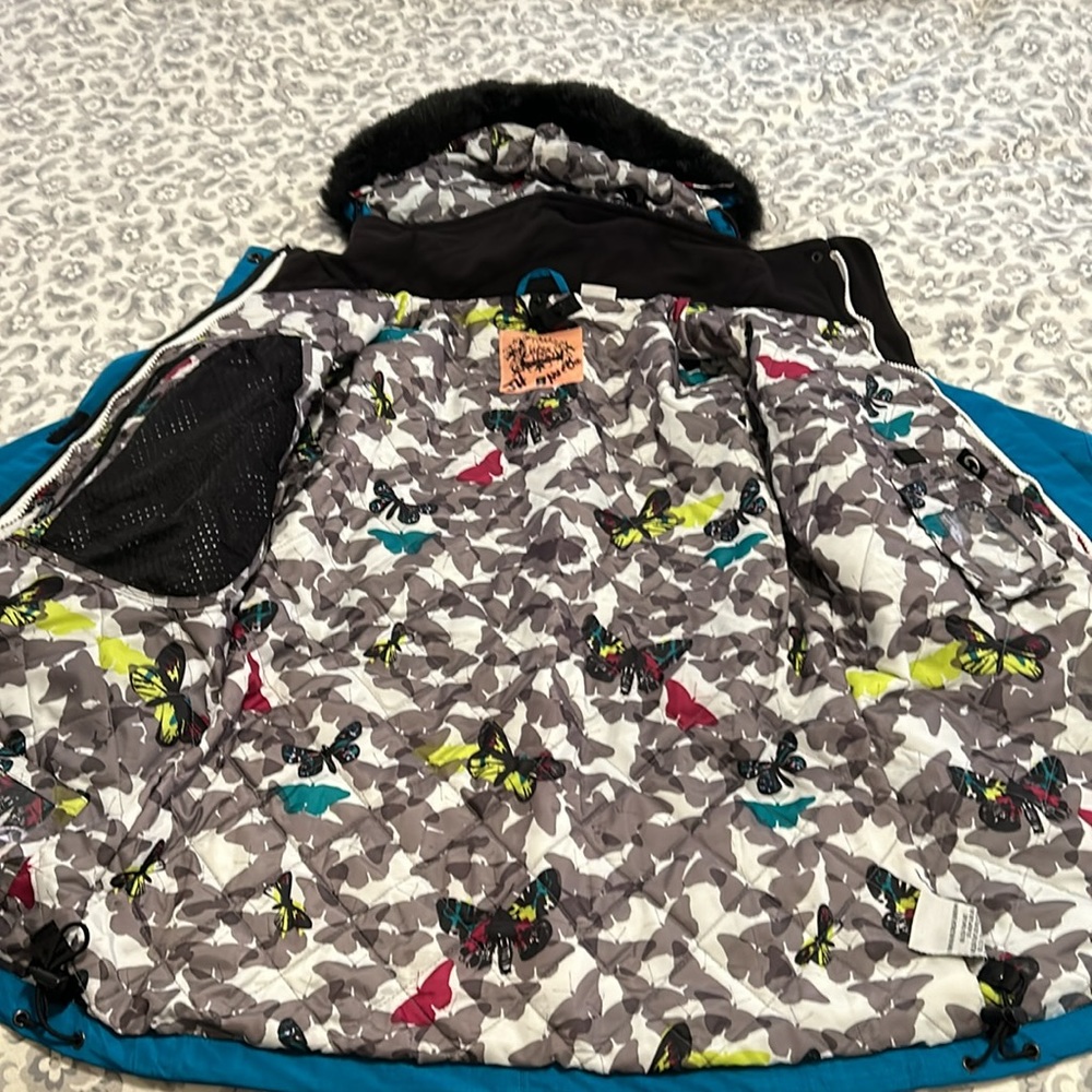 Ski jacket - Picture 4 of 16